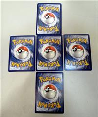 LOT 43 POKEMAN CARDS - HOLO GYARADOS VMAX & HOLO URSHIFU VMAX INCLUDED - LOT OF